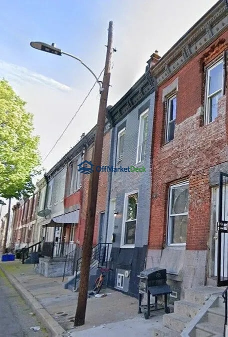 Off-market house in Philadelphia, Pennsylvania — 3 beds, 1 bath, $50,000 — photo 3 of 5