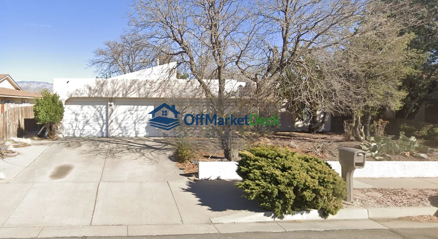 Off-market house in Albuquerque, New Mexico — 3 beds, 2 baths, $280,000 — photo 2 of 3