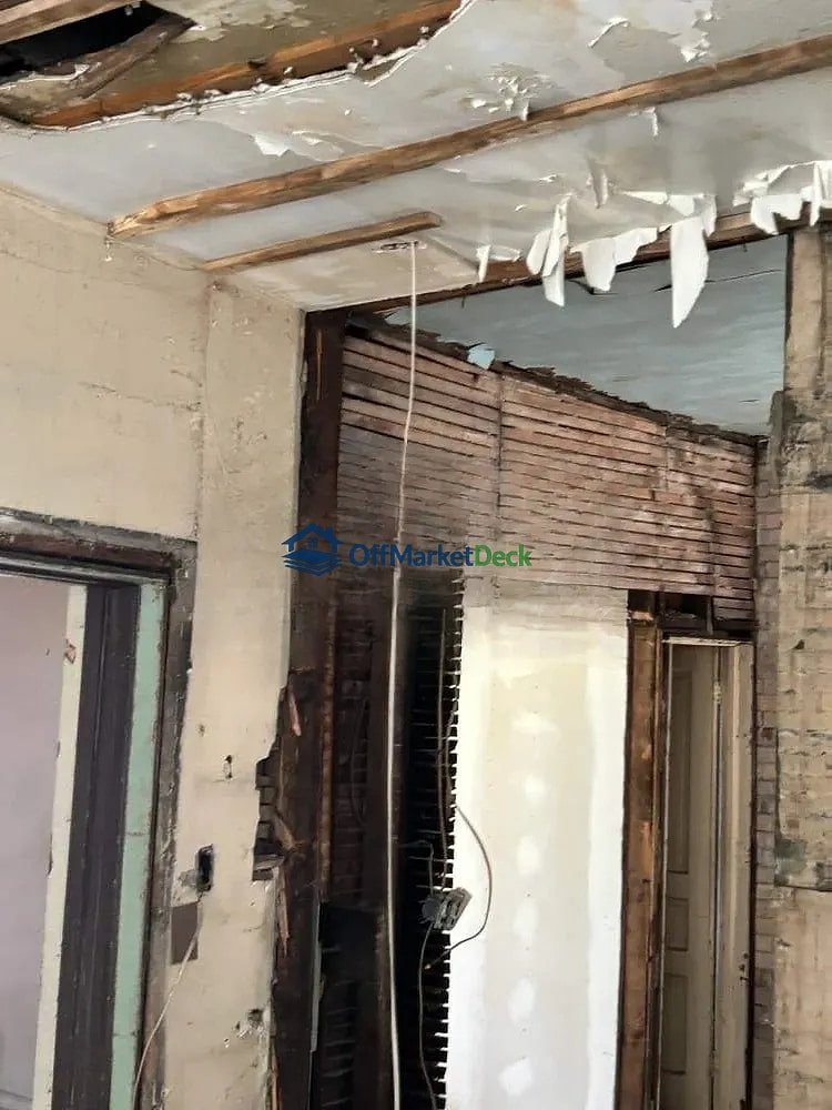 Off-market house in Steubenville, Ohio — 3 beds, 1 bath, $12,500 — photo 7 of 8