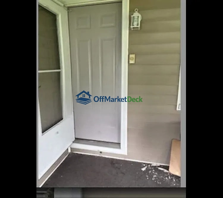 Off-market house in Remington, Indiana — 1 bed, 1 bath, $35,000 — photo 4 of 8