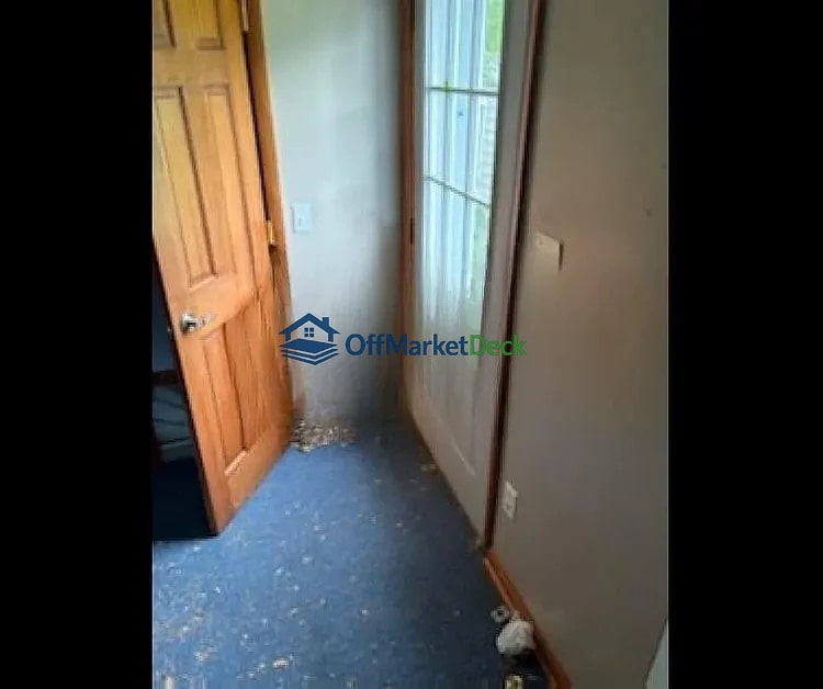 Off-market house in Remington, Indiana — 1 bed, 1 bath, $35,000 — photo 6 of 8