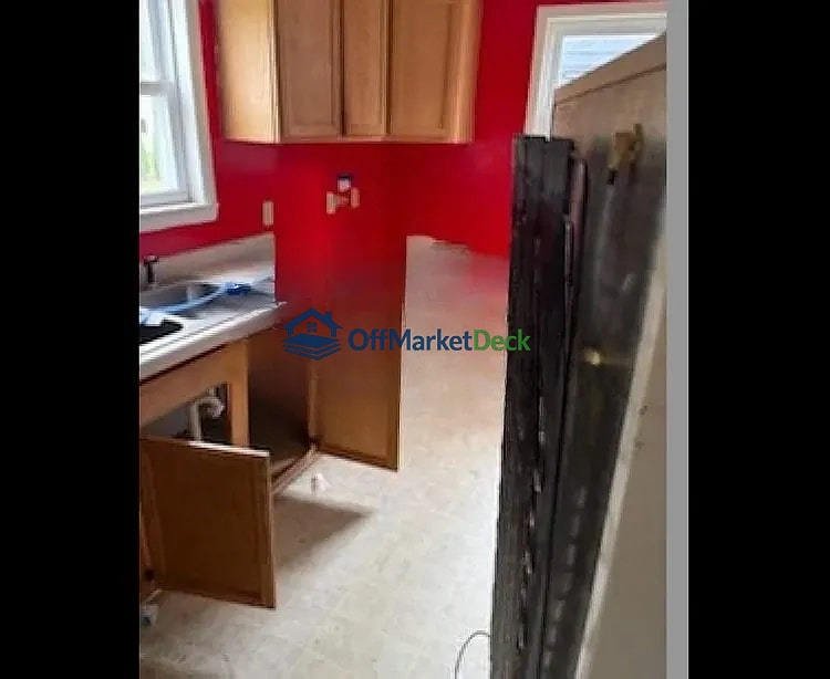 Off-market house in Remington, Indiana — 1 bed, 1 bath, $35,000 — photo 7 of 8