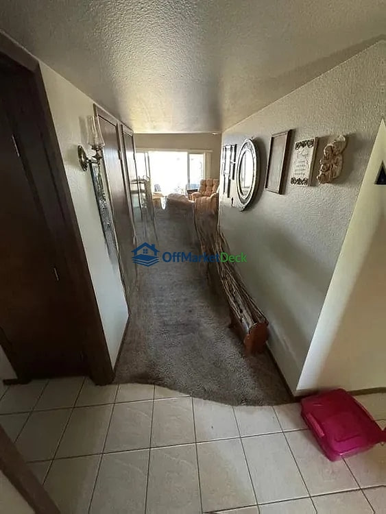 Off-market house in Sun City, Arizona — 2 beds, 2 baths, $148,000 — photo 2 of 8