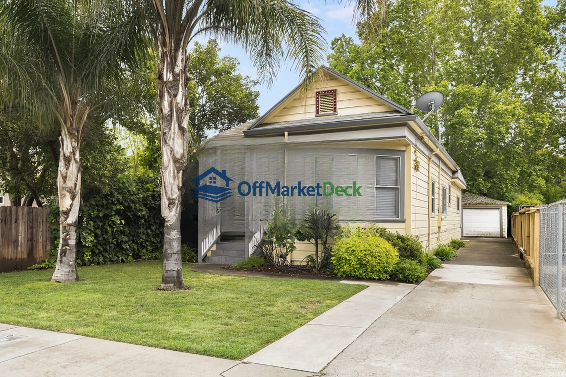 Off-market house in Sacramento, California — 3 beds, 1 bath, $459,000 — photo 3 of 8