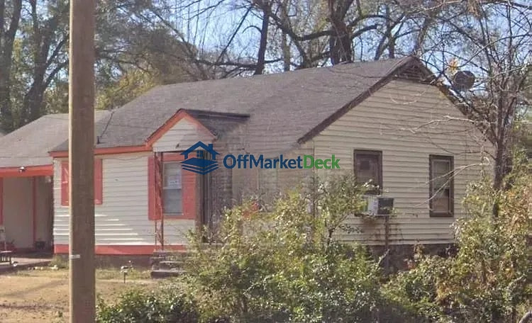 Off-market house in Memphis, Tennessee — 2 beds, 1 bath, $53,000 — photo 6 of 7