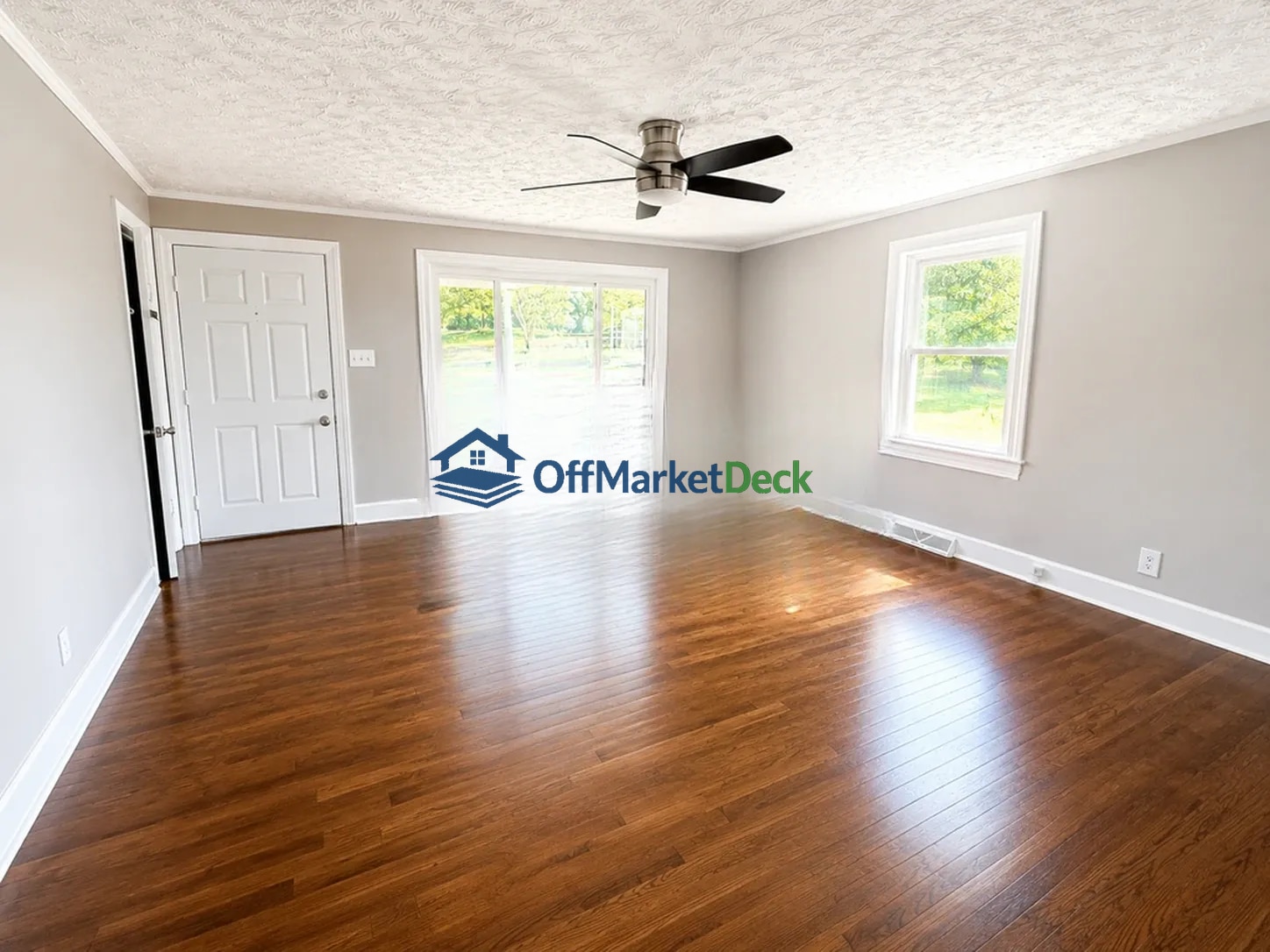 Off-market house in Winston-Salem, North Carolina — 4 beds, 2 baths, $258,900 — photo 2 of 8