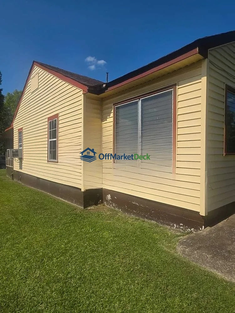 Off-market house in Attalla, Alabama — 2 beds, 1 bath, $30,000 — photo 8 of 8