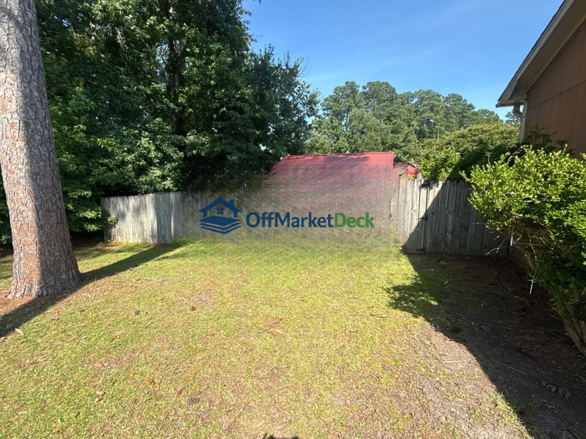 Off-market house in Havelock, North Carolina — 3 beds, 2 baths, $190,000 — photo 7 of 8