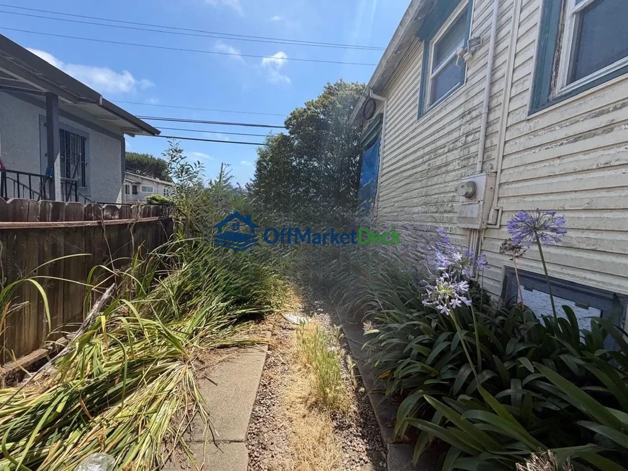 Off-market house in Vallejo, California — 3 beds, 1 bath, $249,900 — photo 4 of 8