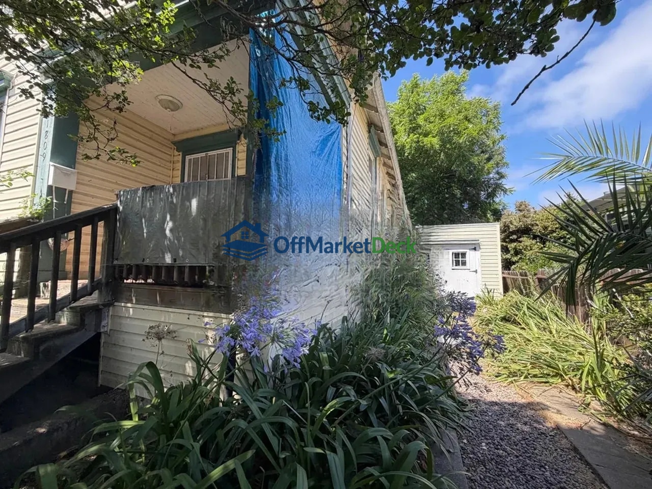 Off-market house in Vallejo, California — 3 beds, 1 bath, $249,900 — photo 3 of 8