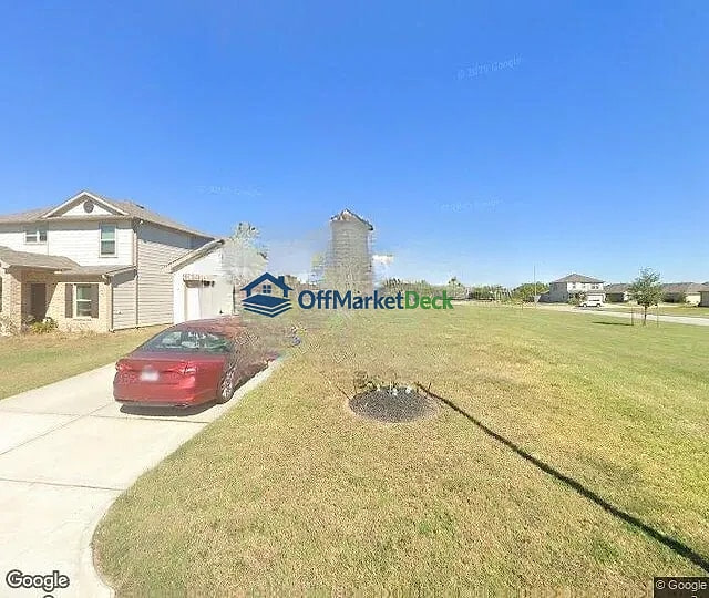 Off-market house in Houston, Texas — 3 beds, 2 baths, $29,500 — photo 3 of 3
