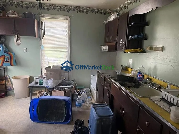 Off-market house in Steubenville, Ohio — 2 beds, 1 bath, $18,600 — photo 8 of 8
