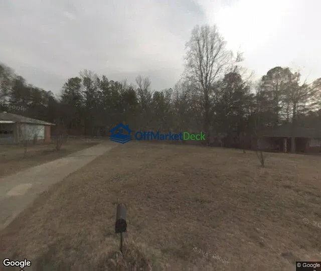 Off-market house in Marietta, Georgia — 3 beds, 1 bath, $229,000 — photo 3 of 3