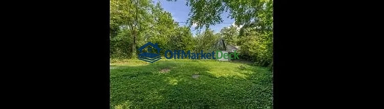 Off-market house in Nashville, Tennessee — 2 beds, 1 bath, $269,990 — photo 2 of 8