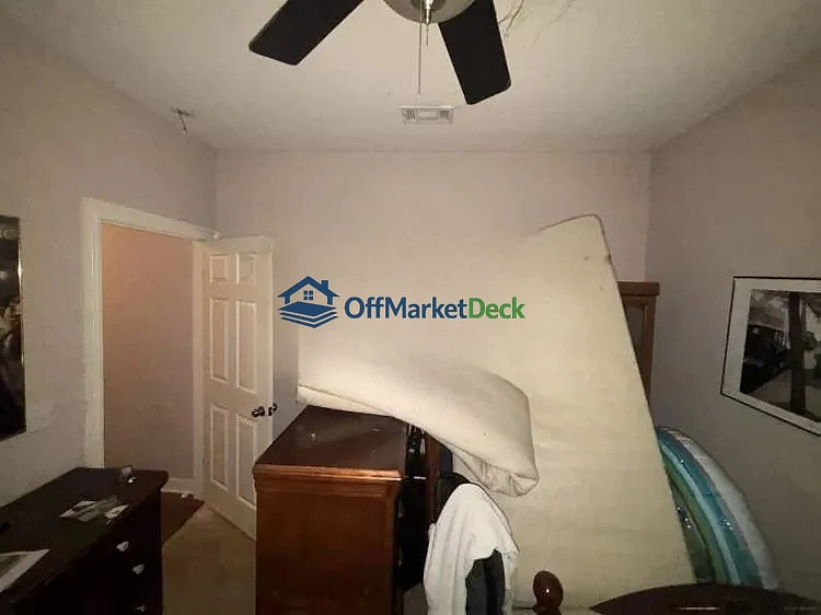 Off-market house in Brandon, Mississippi — 3 beds, 2.5 baths, $210,000 — photo 3 of 8