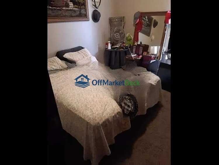 Off-market house in Evansville, Indiana — 3 beds, 1 bath, $51,600 — photo 6 of 8
