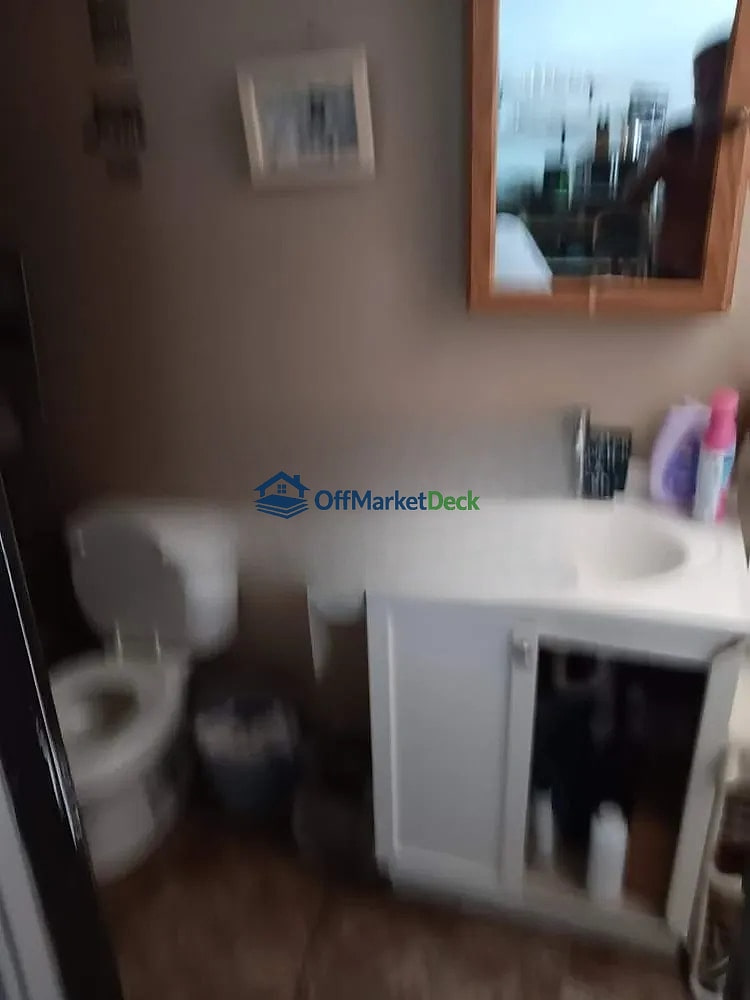 Off-market house in Evansville, Indiana — 3 beds, 1 bath, $51,600 — photo 8 of 8