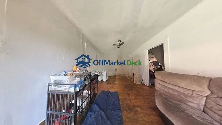 Off-market house in York, Alabama — 4 beds, 1 bath, $20,000 — photo 3 of 8