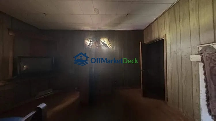 Off-market house in York, Alabama — 4 beds, 1 bath, $20,000 — photo 4 of 8