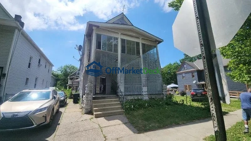 Off-market multi family in Cleveland, Ohio — 5 beds, 4 baths, $59,000 — photo 6 of 8