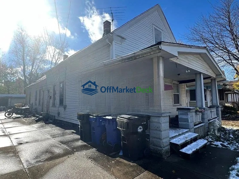 Off-market multi family in Cleveland, Ohio — 4 beds, 2 baths, $38,500 — photo 8 of 8