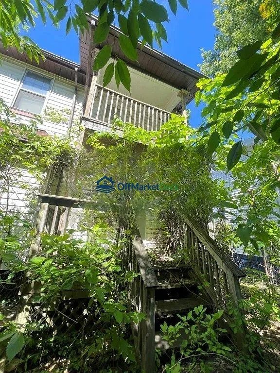 Off-market house in Cleveland, Ohio — 3 beds, 1 bath, $35,000 — photo 6 of 8