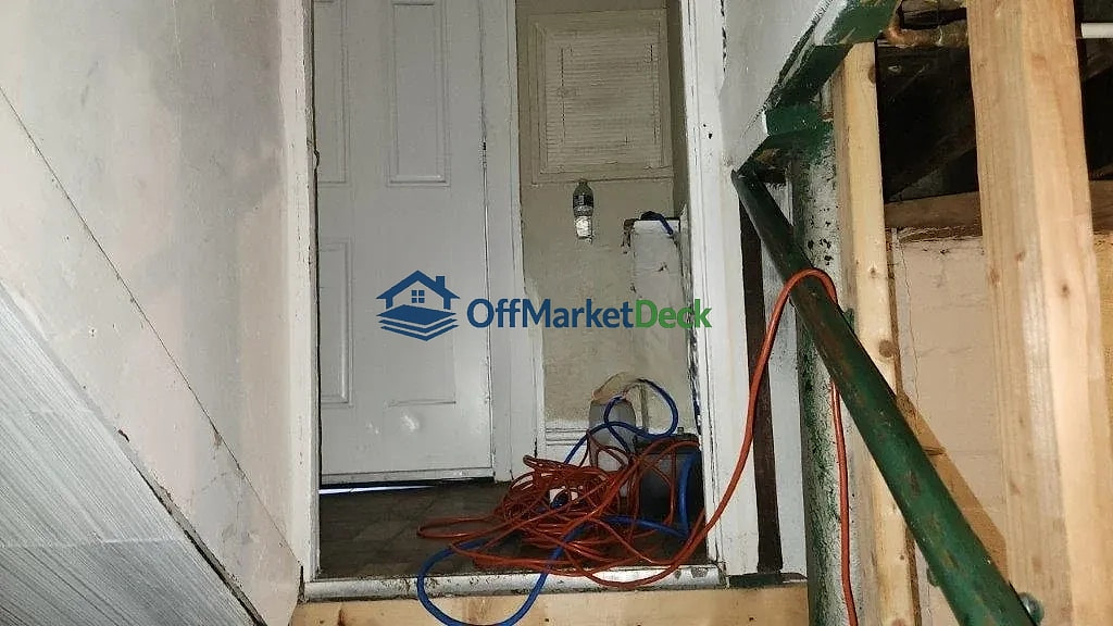 Off-market house in Cleveland, Ohio — 3 beds, 1 bath, $80,000 — photo 7 of 8