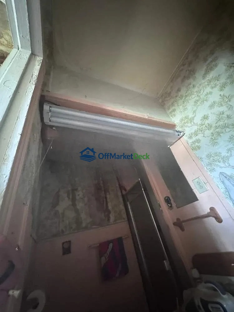 Off-market multi family in Mansfield, Pennsylvania — 5 beds, 3 baths, $70,000 — photo 8 of 8