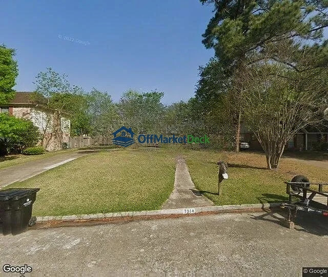 Off-market house in Spring, Texas — 4 beds, 3 baths, $207,500 — photo 3 of 3