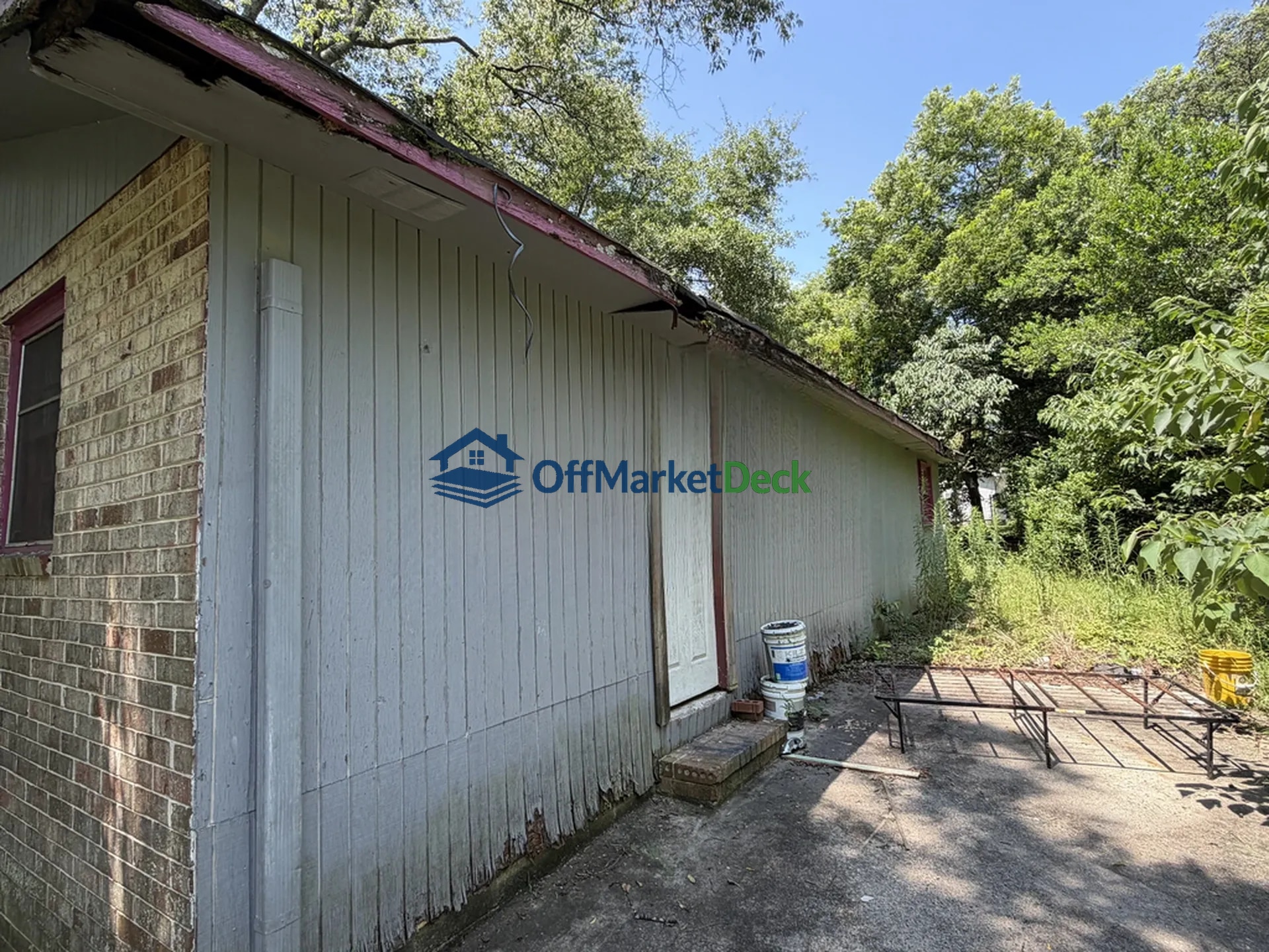 Off-market house in Macon, Georgia — 2 beds, 1 bath, $34,900 — photo 3 of 8