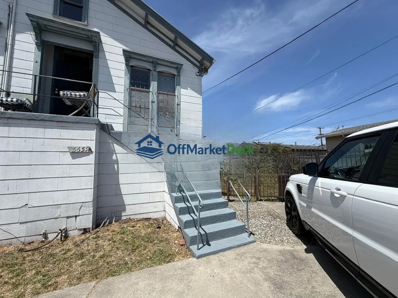 Off-market multi family in Oakland, California — 6 beds, 4 baths, $799,900 — photo 6 of 8