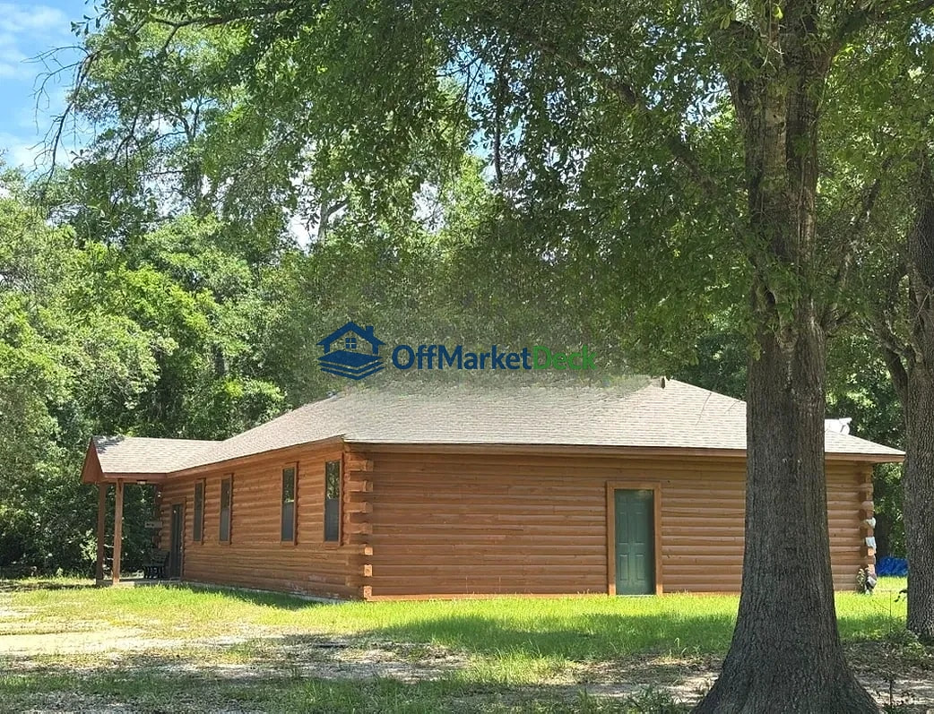 Off-market house in Spurger, Texas — 3 beds, 3 baths, $235,000 — photo 4 of 8