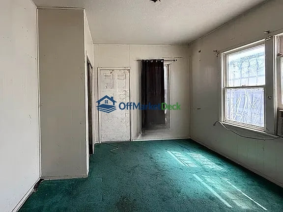 Off-market house in San Antonio, Texas — 3 beds, 2 baths, $89,900 — photo 8 of 8
