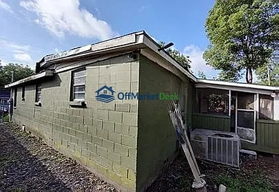 Off-market house in Savannah, Georgia — 3 beds, 1 bath, $75,000 — photo 8 of 8