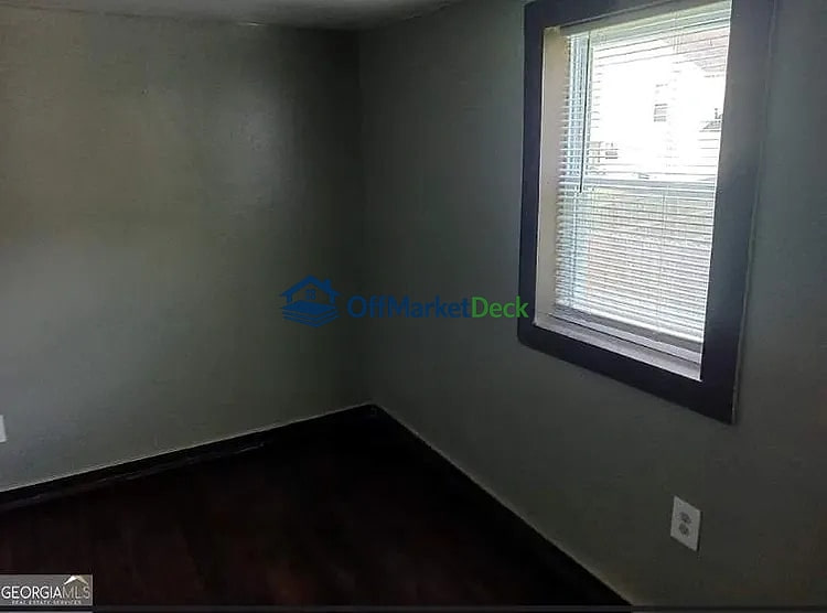 Off-market house in Ellenwood, Georgia — 4 beds, 2 baths, $125,000 — photo 6 of 6