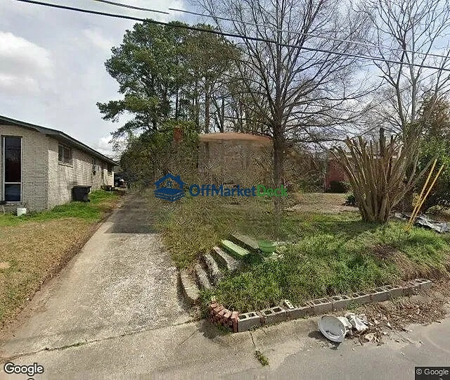 Off-market house in Goldsboro, North Carolina — 2 beds, 1 bath, $29,000 — photo 3 of 3
