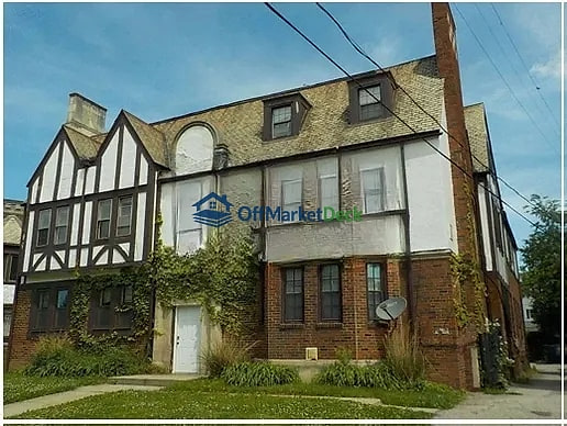 Off-market multi family in Cleveland, Ohio — 33 beds, 17 baths, $1,430,000 — photo 3 of 3