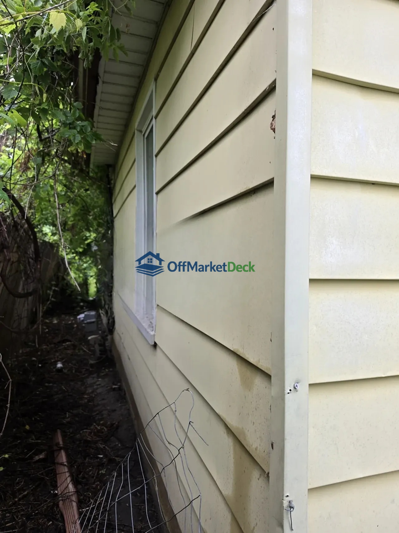 Off-market house in Warren, Michigan — 2 beds, 1 bath, $61,900 — photo 5 of 8