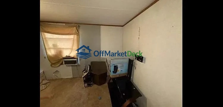 Off-market house in Phenix City, Alabama — 3 beds, 2 baths, $70,000 — photo 6 of 8