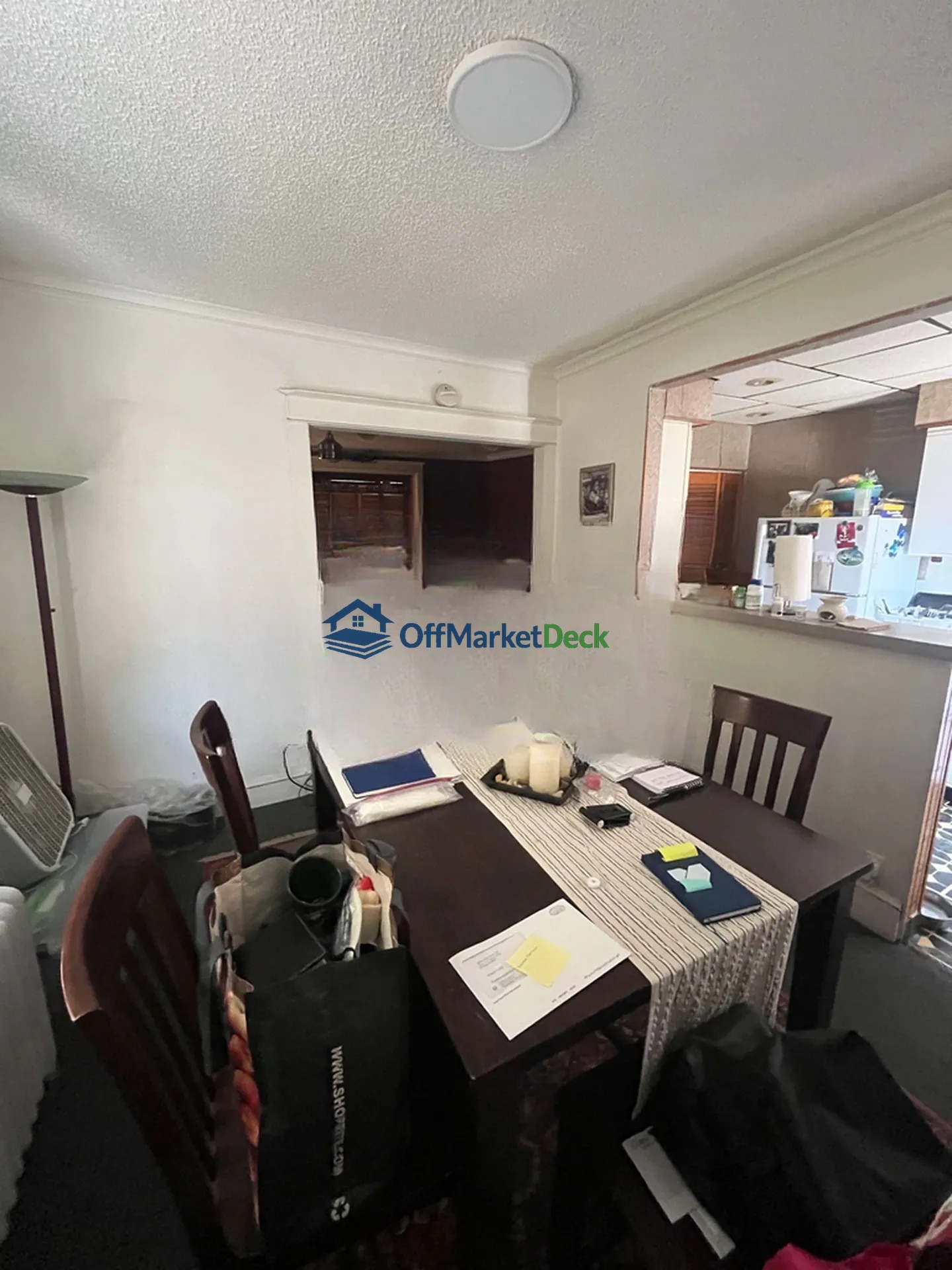 Off-market townhome in Philadelphia, Pennsylvania — 4 beds, 1 bath, $140,000 — photo 2 of 8
