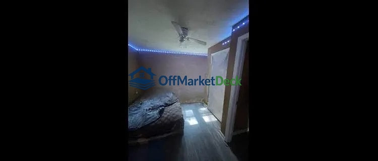 Off-market house in Atlanta, Georgia — 3 beds, 1.5 baths, $128,000 — photo 4 of 8