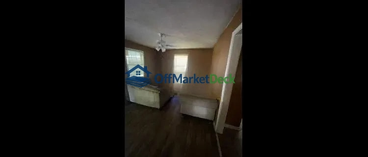 Off-market house in Atlanta, Georgia — 3 beds, 1.5 baths, $128,000 — photo 8 of 8
