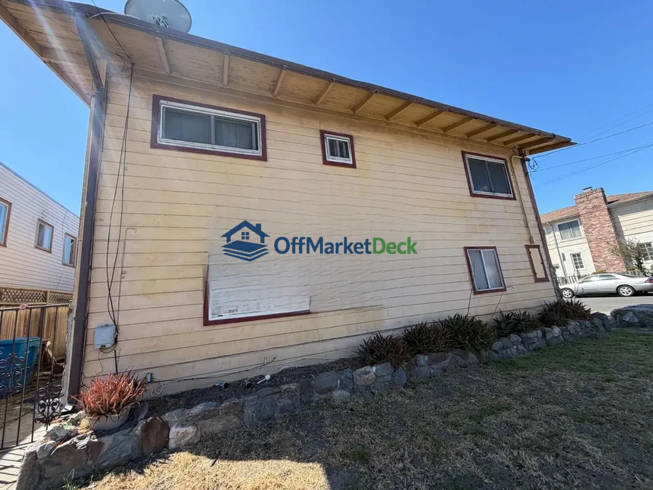 Off-market multi family in San Bruno, California — 3 beds, 2 baths, $749,900 — photo 2 of 8