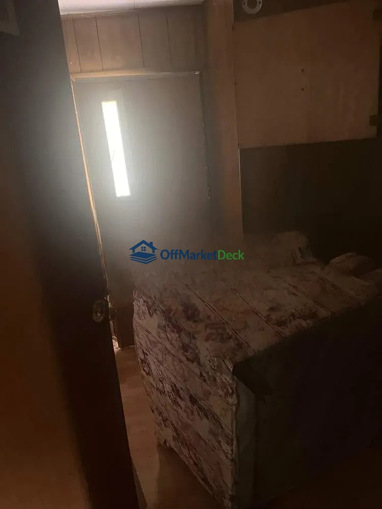 Off-market house in Marissa, Illinois — 3 beds, 2 baths, $29,000 — photo 5 of 8