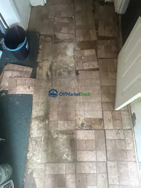 Off-market house in St. Louis, Missouri — 2 beds, 1 bath, $37,000 — photo 5 of 8
