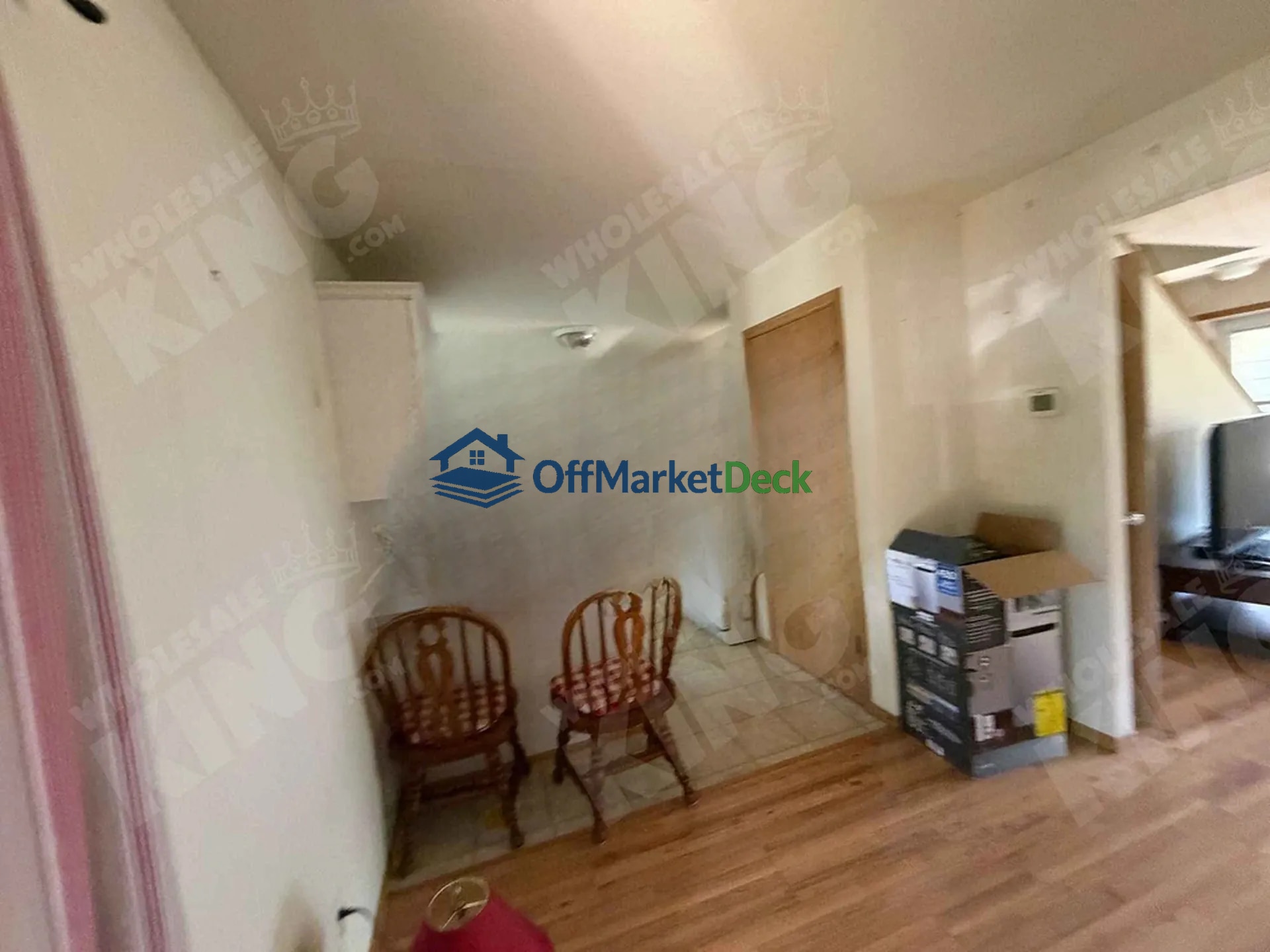 Off-market house in Vancouver, Washington — 3 beds, 2 baths, $320,000 — photo 7 of 8