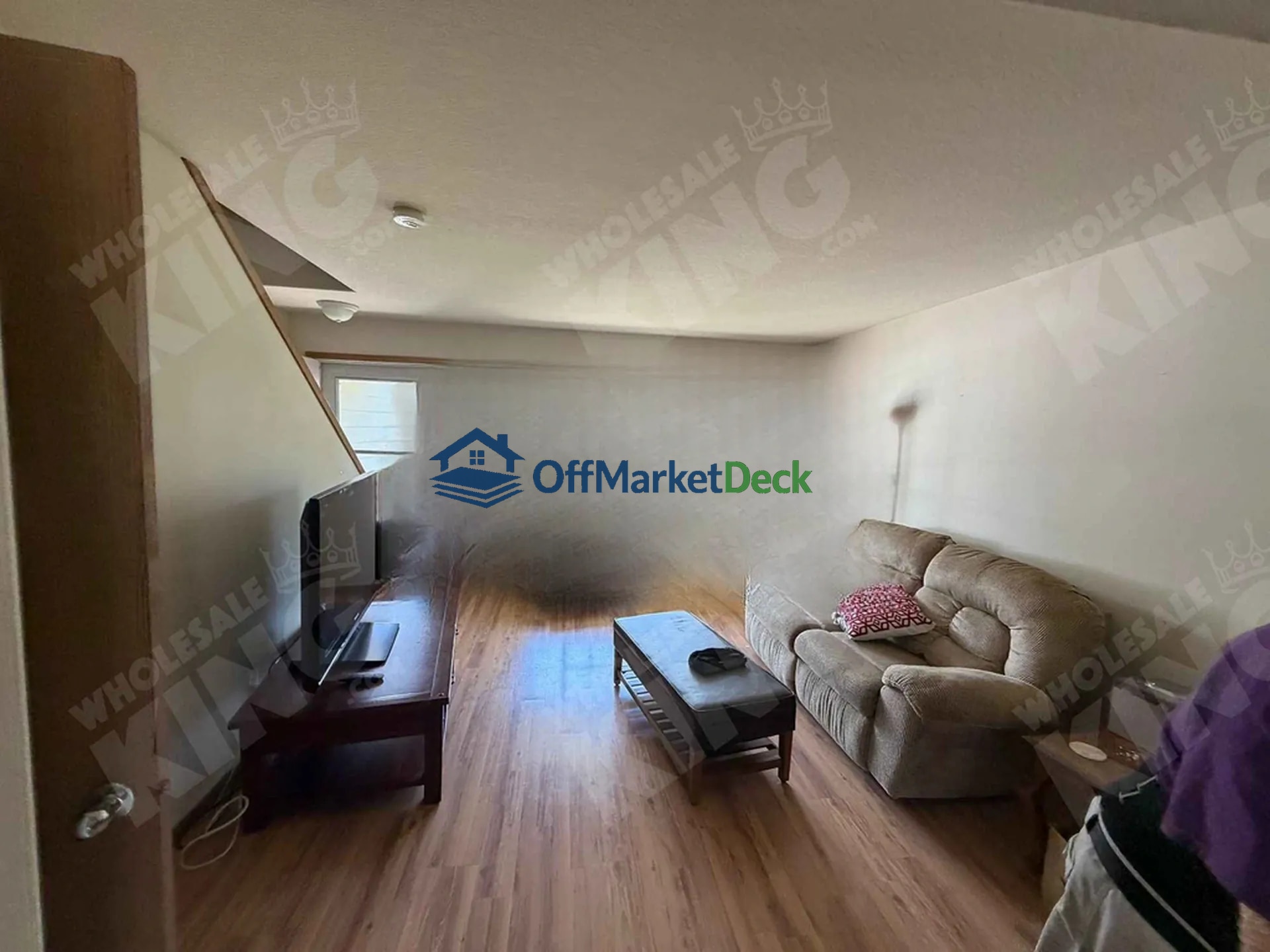 Off-market house in Vancouver, Washington — 3 beds, 2 baths, $320,000 — photo 5 of 8