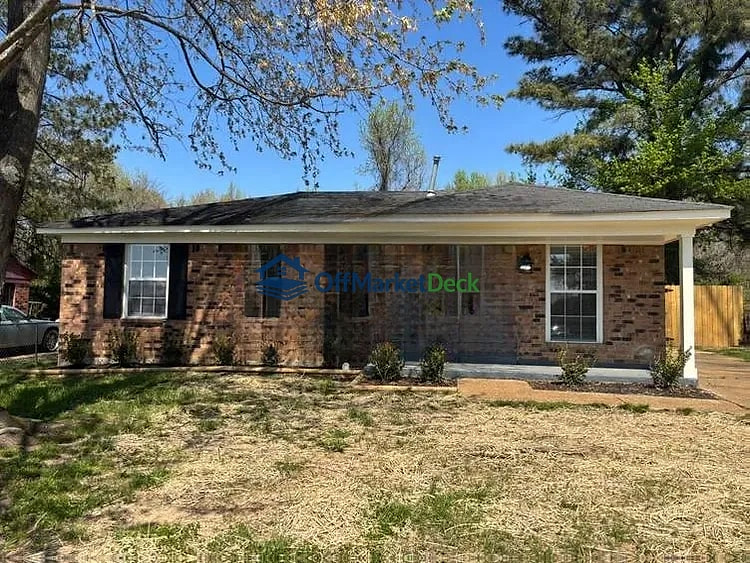 Off-market house in Memphis, Tennessee — 3 beds, 1 bath, $135,500 — photo 8 of 8