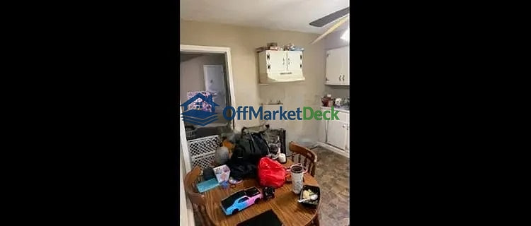 Off-market house in Morristown, Tennessee — 2 beds, 1 bath, $108,000 — photo 4 of 8