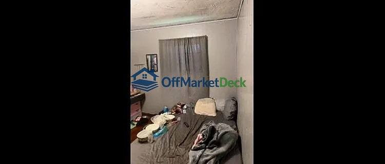 Off-market house in Morristown, Tennessee — 2 beds, 1 bath, $108,000 — photo 6 of 8
